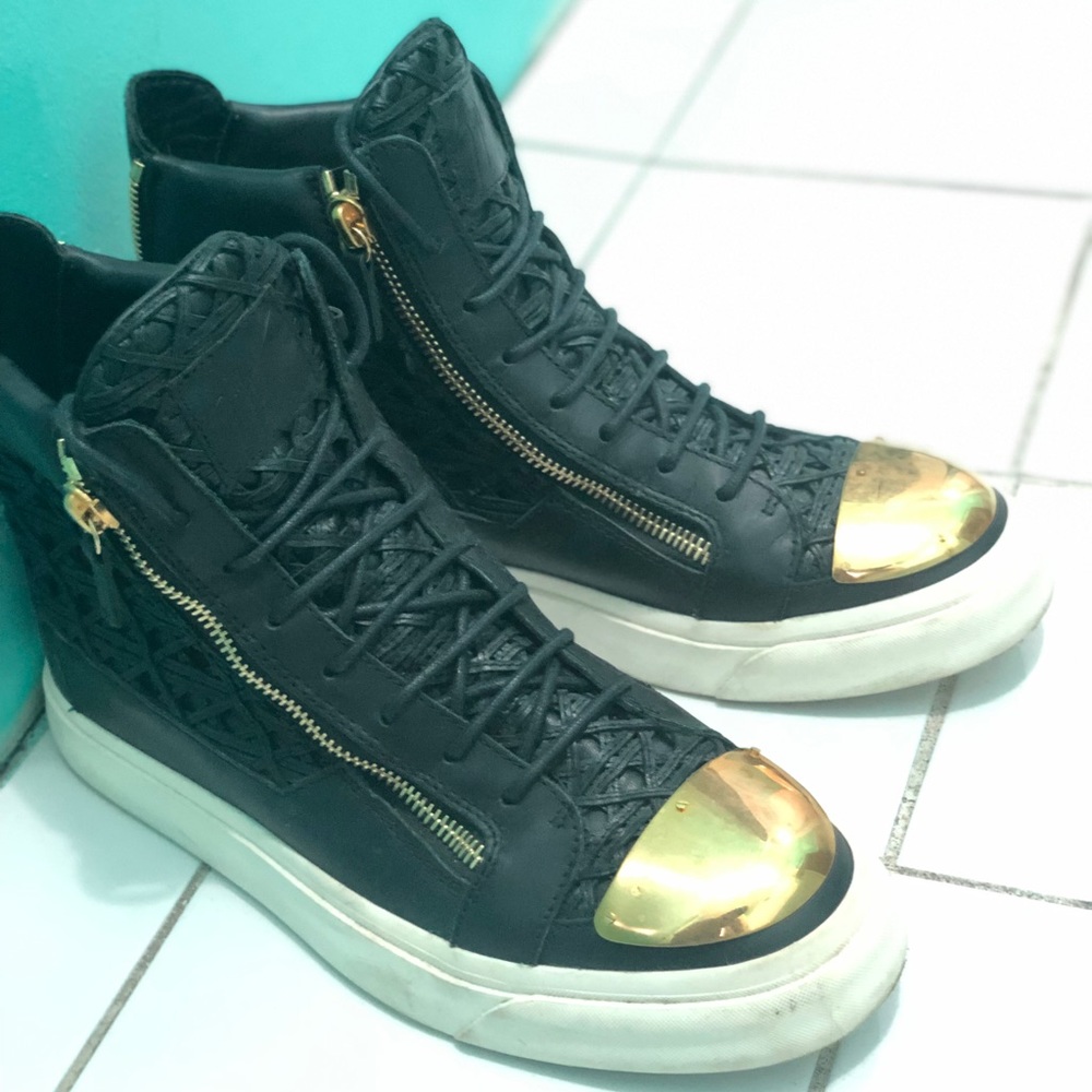 Giuseppe Zanotti black/gold high top Sz 43 (10)